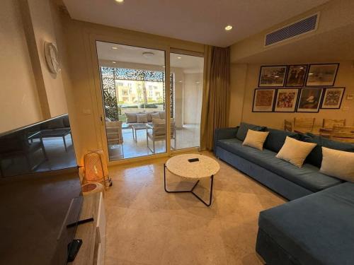 El Gouna Appartement | Chic 3BR Ground Free Beach & Pool access at Mangroovy