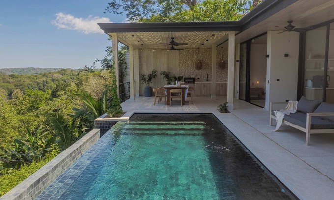 Santiago Maison | Chic 3BR Private Terrace & Nature Views