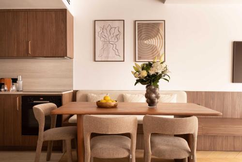 Strasbourg -Saint-Denis Appartement | chic A C central apt - 2bdr 6p - faubourg s denis