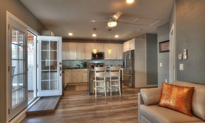 Mount Helix Maison | Chic and Cozy Luxury Private Guest House