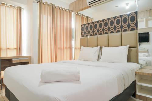 Kayu Putih Appartement | Chic and Cozy Studio at Tifolia Apartment By Travelio