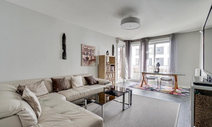 Orly Appartement | Appartement chic avec terrasse et parking