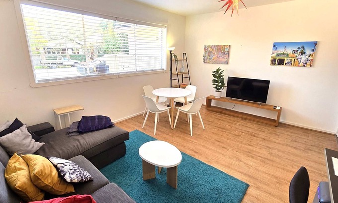 Saint Kilda South Appartement | Chic central St Kilda 2 bed 8 mins walk to beach