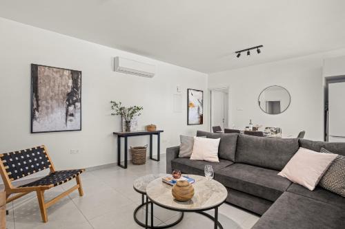 Livadia Appartement | Chic & Elegant Hideaway - Your Luxury Escape