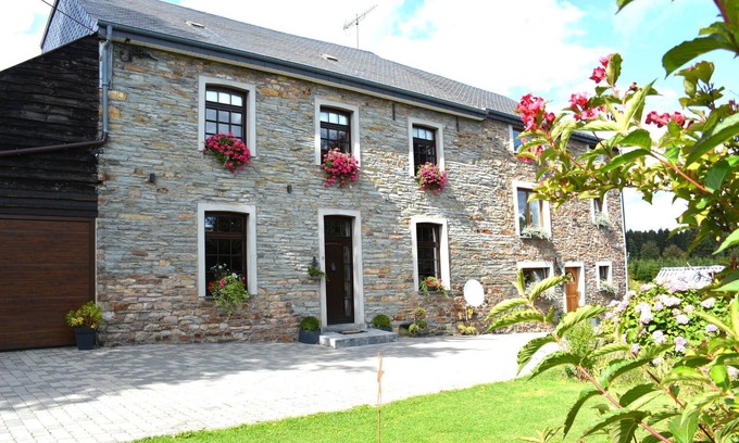 Vaux-sur-Sure Maison | Maison de vacances spacieuse avec Jardin
