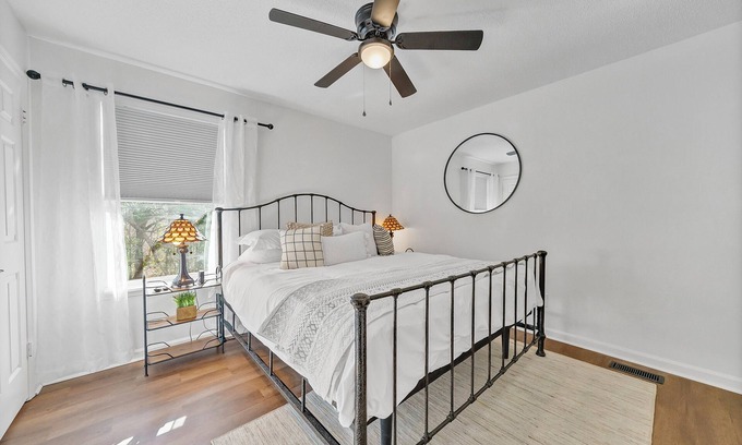 West Columbia Maison | Chic & Modern 2BD Near CAE