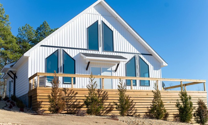 Conway Maison | Chic, Modern home in the woods