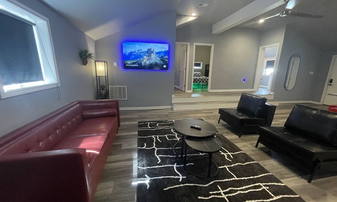 Schnitzelburg Appartement | Chic & Modern Stay walking distance to restaurants, bars and shops!
