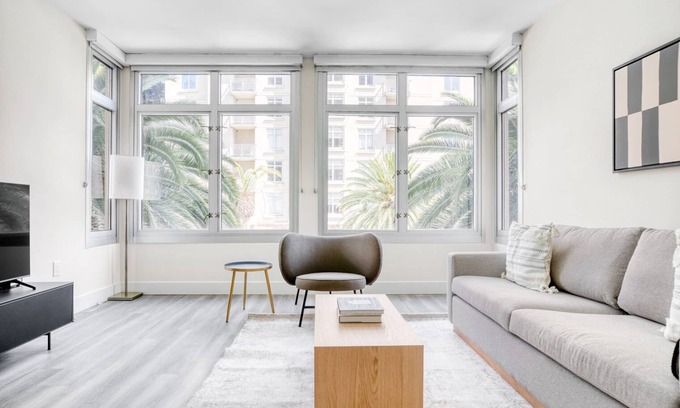 Mountain View Appartement | Chic Mountain View 2BR w/ Roof Deck & W/D, near highways, by Blueground