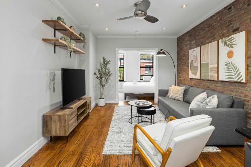 Ukrainian Village Appartement | Chic NYC Escape in Vibrant Downtown