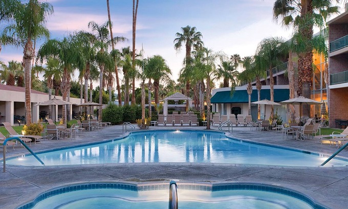 Old Las Palmas Station Balnéaire | Chic resort with 1 bedroom and WiFi, fitness room in delightful Palm Springs