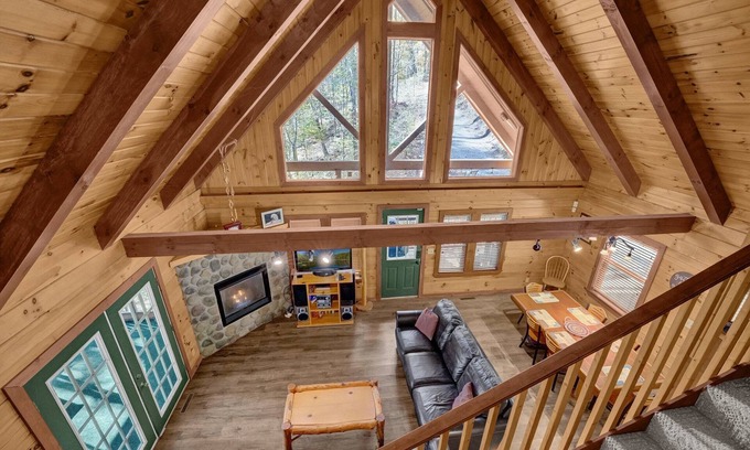 Rockbridge Cabine | Chickadee Cabin à Hummingbird Hill (région de Hocking Hills)