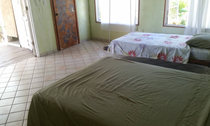 Playa Tortuga Cabine | Chilantro cabin 2. 1 à Ojochal