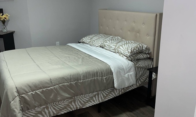 Newark Appartement | Chill and Recharge: Cozy Room F