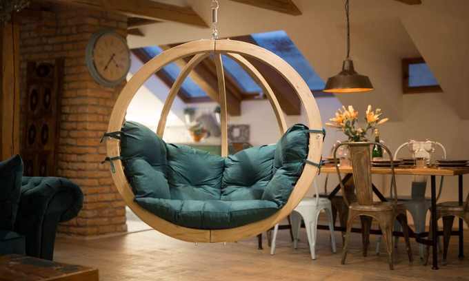 Prague 1 Appartement | Détendez-vous dans le fauteuil suspendu dans un loft Boho-Chic - 6 personnes
