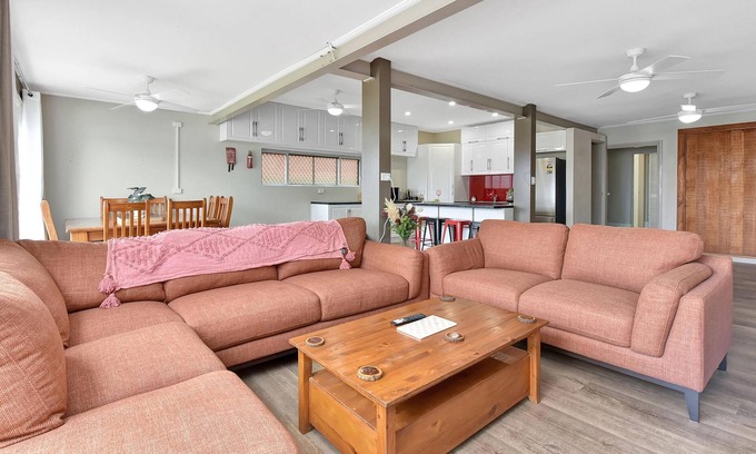 Cessnock Appartement | Chillout with Pool in Hunter Valley & Wineries - FREE WiFi - Swimming Pool - Wineries - Concerts - HV Gardens & Zoo