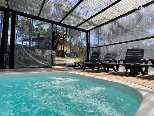 Punta del Diablo Maison | Chimuelo, es necesario hacer sena para reservar