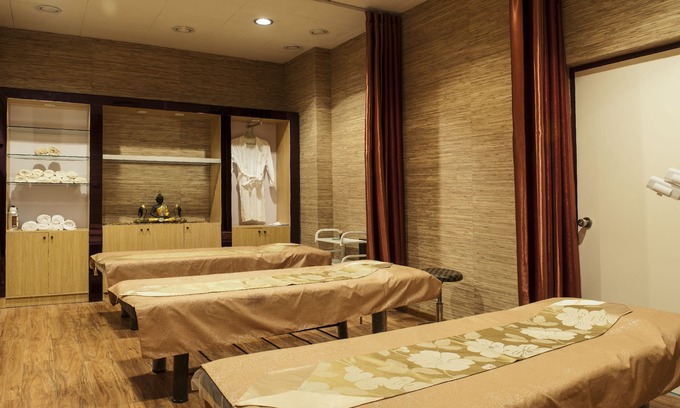 Sansar Hôtel | Chinggis Khaan Hotel