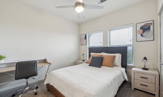 Cleburne Appartement | Chisholm Trace 1022 I Spacious 2 Bed 2 Bath