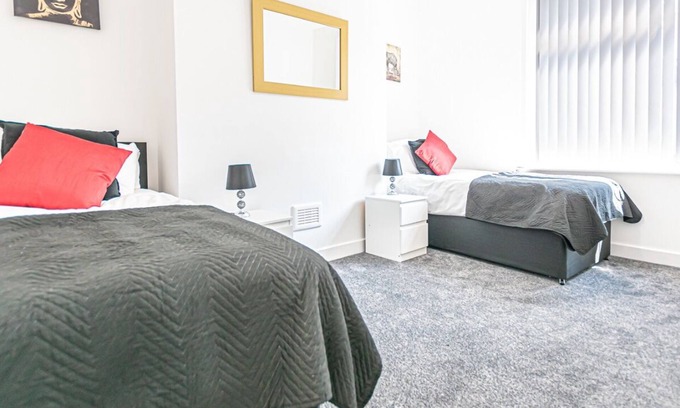 Chorley Maison | ✔3BR House✔Chorley✔For Families&Contractors✔StreetParking✔FreeWIFI