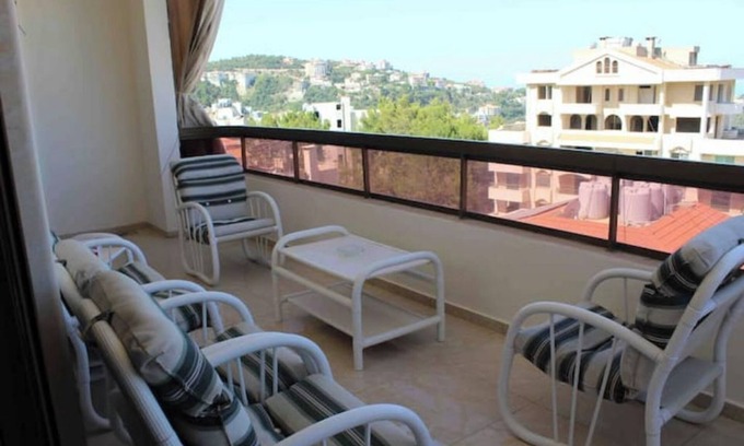 Duhur ash Shuwayr Appartement | Choueifat Apartment with Scenic Views