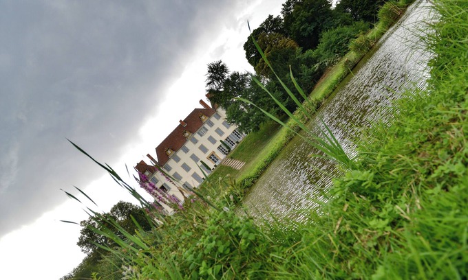 Roanne Autre | Noel ou Nouvel An dans un magnifique Château avec hébergements pour 35 personnes