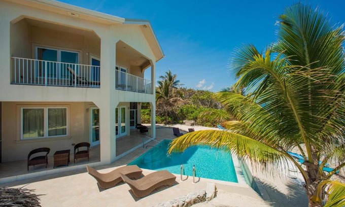Old Man Bay Maison | Christmas Palms by Grand Cayman Villas & Condos