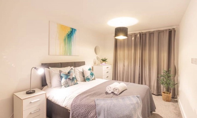 Bordesley Maison | Chrome Homes - New 1 Bed City Centre Wi-Fi/SmartTV