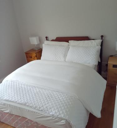 Sligo Maison | Church island view