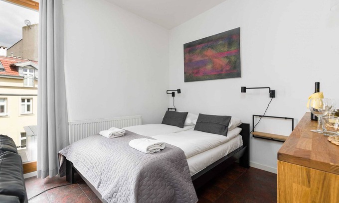 Poznan City Center Appartement | Chwaliszewo 72A | Spacious Studio | For 4 Guests
