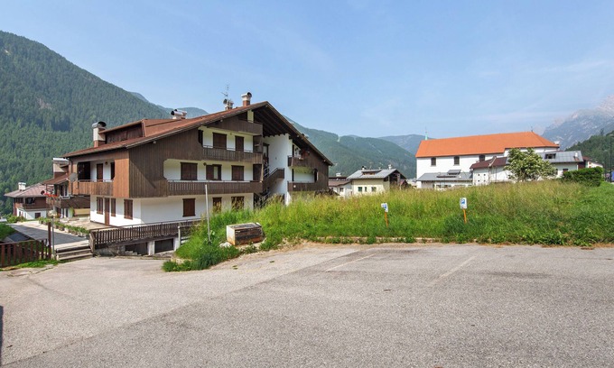 Auronzo di Cadore Appartement | Appartement "Valentina" avec vue sur les montagnes, balcon et Wi-Fi