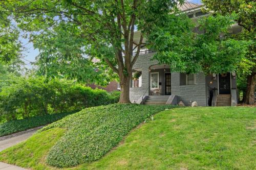 Hyde Park Appartement | Cincinnati Apartment 1 Mi to Hyde Park Square!