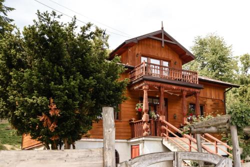 Piwniczna-Zdroj Maison | Cisówka Pokoje Gościnne