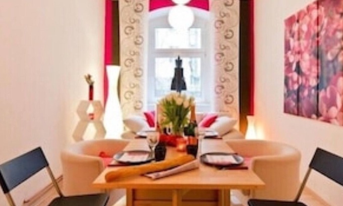 Schoeneberg Appartement | City Apartment 'buddha' - Zentrale Lage,