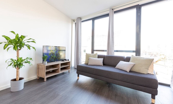 Delft Appartement | City Center Penthouse w/ Balcony open View 20F
