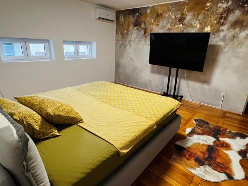 Downtown Appartement | City Center Square DeLuxe Nest
