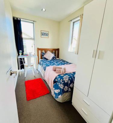 Phillipstown Maison | City Fringe Private Room - Your Urban Escape!