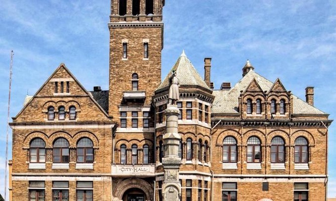 Williamsport Hôtel | City Hall Grand Hotel