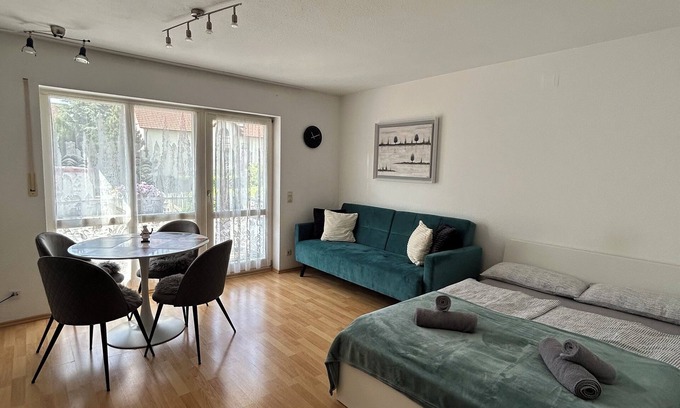 Trossingen Appartement | City-Nest I Balcony I Netflix