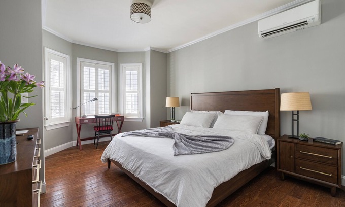 Cambridgeport Copropriété | City Oasis with Yard and easy Walk To Harvard, MIT and Train