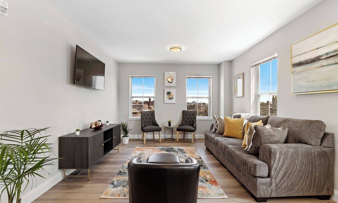Newark Appartement | City Views 1BR Free-Parking- Close to NYC