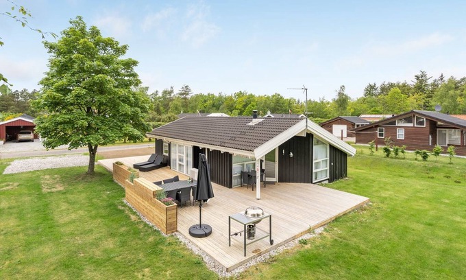 Hou Maison | "Clari" - 500m from the sea by Interhome