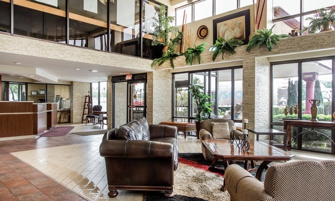 Broken Arrow Hôtel | Clarion Hotel Broken Arrow - Tulsa