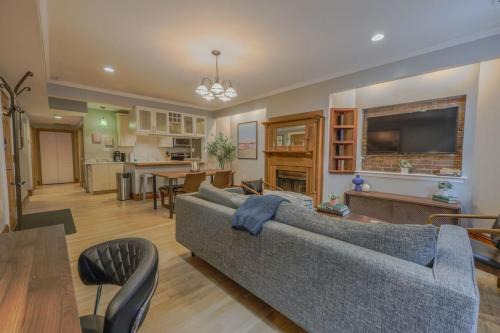 Back Bay Appartement | Classic 2Bed 2Bath Apartment w patio in Back Bay
