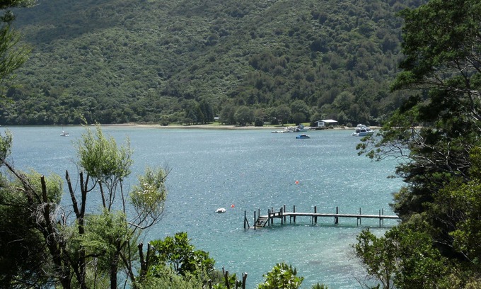 Furneaux Maison | Kiwi Bach classique, Endeavour Inlet, Queen Charlotte Sounds Marlborough