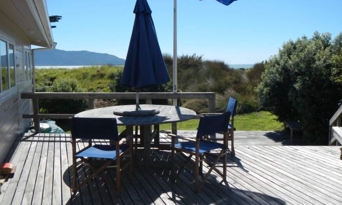 Waikanae Maison | Lockwood classique - emplacement face à la plage