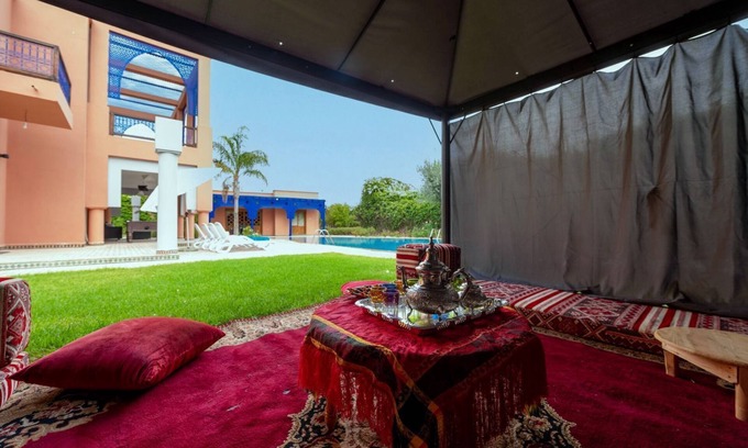 Lahebichate Villa | Classic Moroccan 6-bedroom villa with swimming in Marrakech