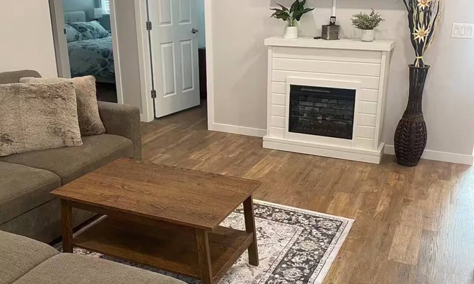 Kamloops Maison | Classy and modern, 2 bedroom suite covered with patio.