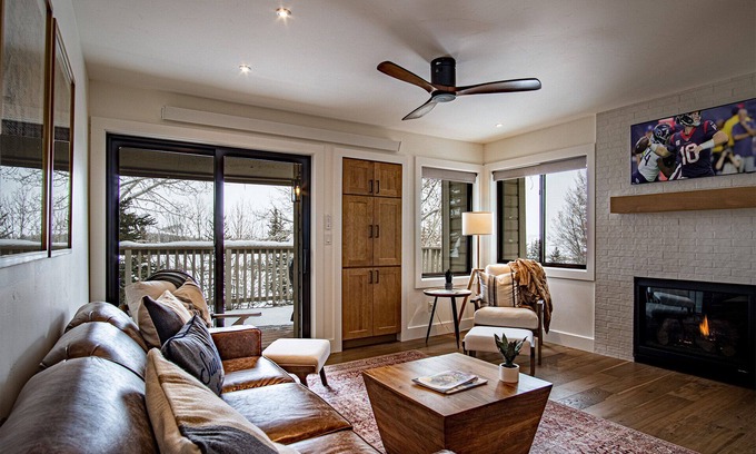 Elkhorn Village Copropriété | Classy, contemporary, cozy, Sun Valley con with Community & Resort Amenities