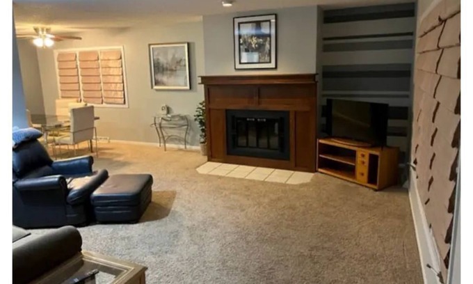 Oakdale Maison | Classy-Quilted 3 Bedroom centrally located